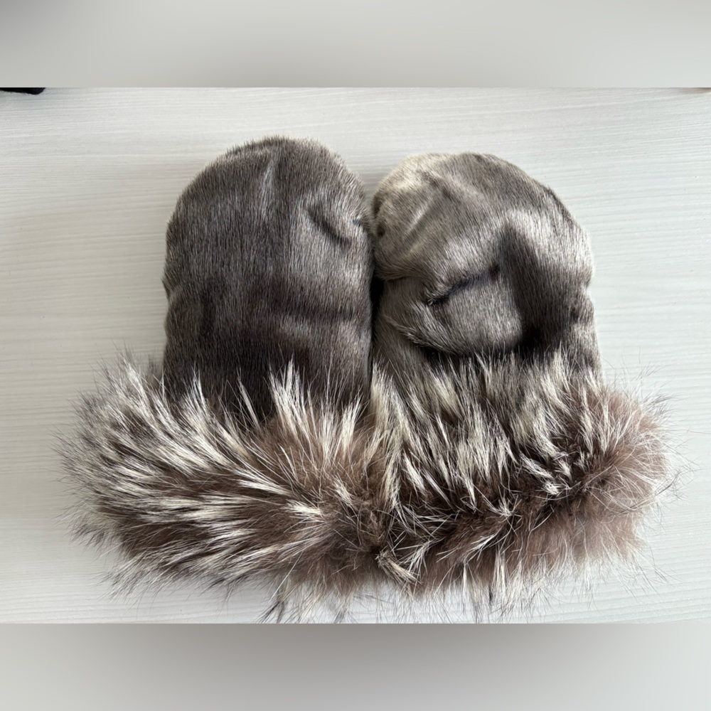 Seal Skin Mitts